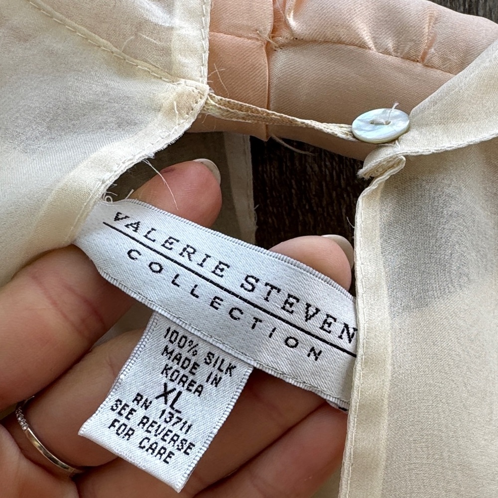Valerie Stevens Cream Silk Blouse - Picture 3 of 9